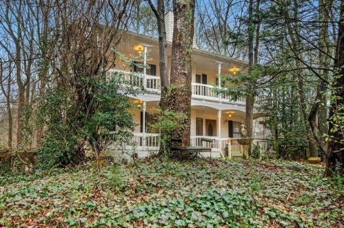 202 Concord Ln, Holly Springs, GA 30189-5208