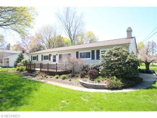 1226 Dalton Dr, Concord Township OH  exterior