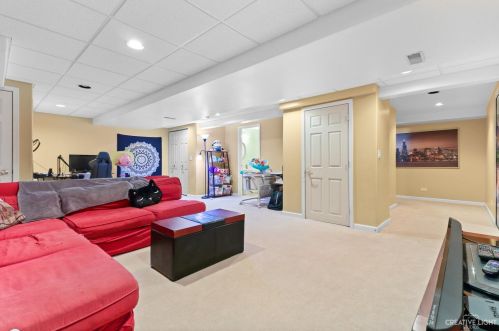 518 Sawgrass Ln, Pingree Grove IL  60140-9676 exterior