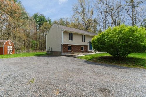 48 John Potter Rd, West Greenwich, RI 02817-2074