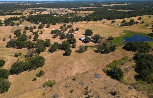 200 Blisard Rd, Webberville TX 78621-5018 exterior