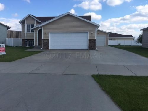 1124 4th Ave, Dilworth, MN 56529-1276
