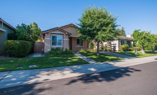 9302 Marlemont Cir, Elk Grove, CA 95758-7605