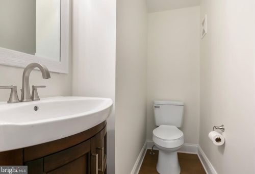 1408 16th St, Philadelphia PA  19146-4710 exterior