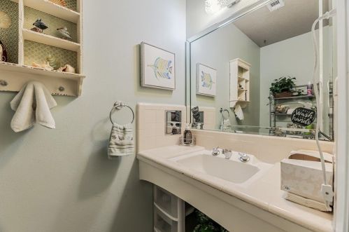 702 Timber Cv Dr, Taylor Lake Village TX 77586-4617 exterior