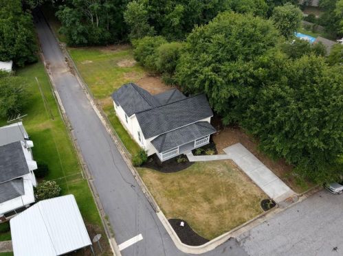 1595 Elm St, Conyers GA  30012-3715 exterior