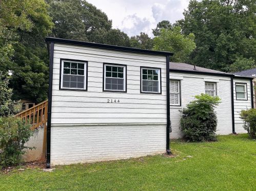 2144 Delowe Dr, Atlanta GA  30344-1135 exterior