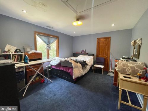 2053 Mayflower Dr, Silver Spring MD 20905-5564 exterior