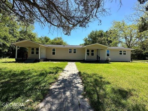 128 Old Mail Rd, Sylvester, GA 31791-7426