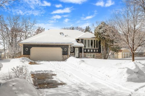 13230 Quinn St, Minneapolis, MN 55448-2574