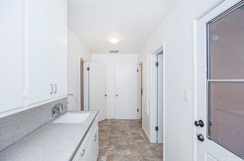 1828 Canada Blvd, Glendale CA  91208-2610 exterior