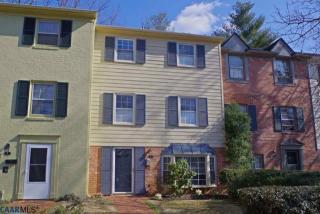 5 Georgetown Grn, Charlottesville, VA 22901-2122