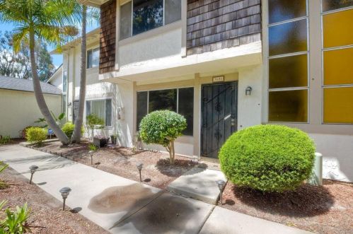3606 Seacrest Way, Oceanside, CA 92056-5027