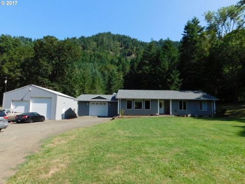8931 Tyee Rd, Umpqua OR  97486-9724 exterior