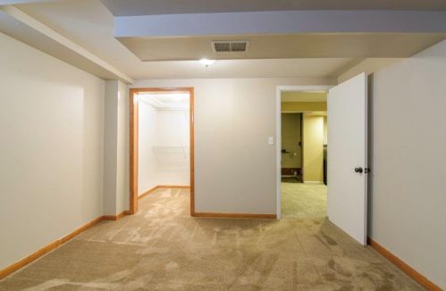 4546 Laredo St, Springfield OH  45503-6024 exterior