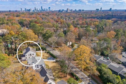 679 Moores Mill Rd, Atlanta GA  30327-0015 exterior