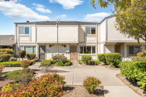 2340 Fairway Dr, San Leandro, CA 94577-5409