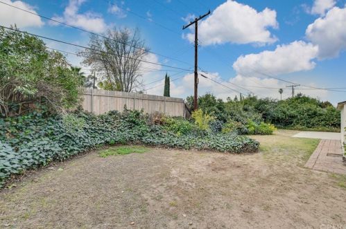 2918 Westridge Rd, Riverside CA  92506-4454 exterior