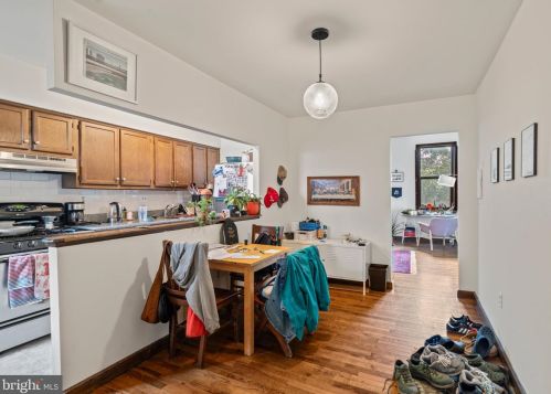 716 10th St, Philadelphia PA 19148-5006 exterior