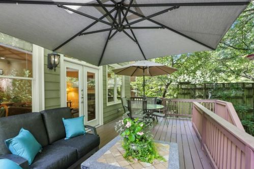 1130 Hancock Dr, Atlanta GA  30306-2514 exterior