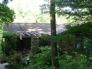 4067 Ridgedale Dr, Cincinnati, OH 45247-6950