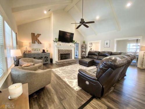 320 Thrash Rd, Lagrange GA  30241-8137 exterior