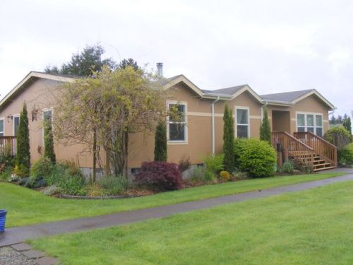 469 James Franks Ave, Siletz, OR 97380-2044