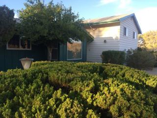 424 Kendall Ave, Ridgecrest, CA 93555-7642