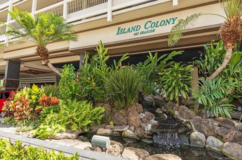 445 Seaside Ave, Honolulu HI  96815-2640 exterior