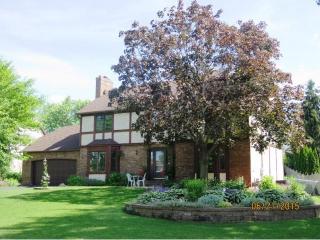 6953 Wyndham Bay, Saint Paul, MN 55125-2766