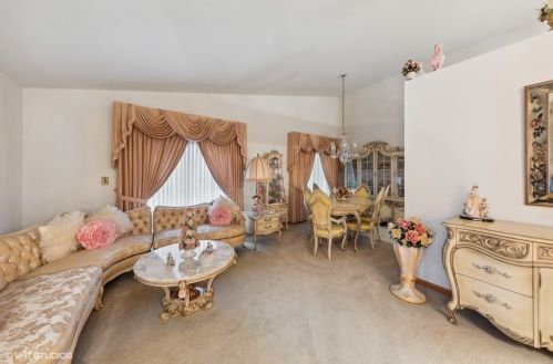 8935 Riviera Pkwy, Orland Park, IL 60462-2778