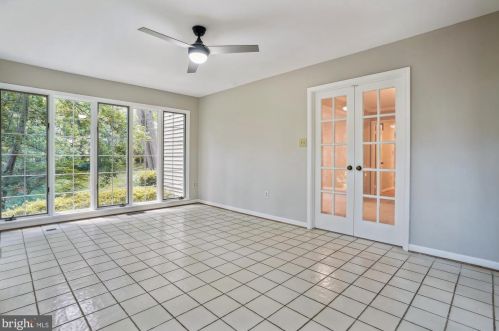 13015 Montpelier Ct, Woodbridge VA  22192-3356 exterior