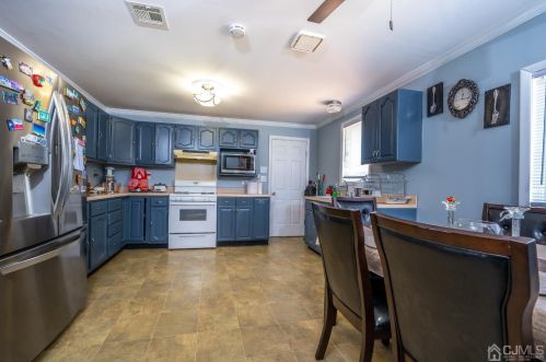 41 Justice St, Piscataway NJ  08854-5425 exterior
