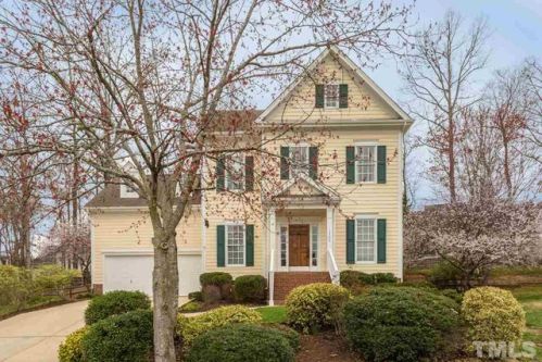 1300 Goldspot Ct, Apex, NC 27502-4826