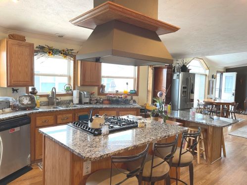 209 Hibiscus Cir, Matteson IL  60443-2888 exterior