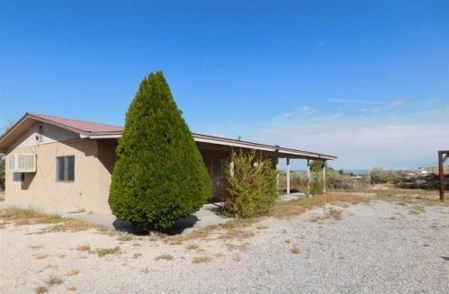 68 County Road 110, Espanola, NM 87532-3566