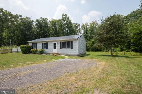 12246 Short St, Remington, VA 22734-9601