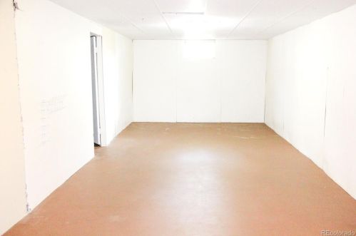 661 Bates Ave, Englewood CO 80113-1663 exterior