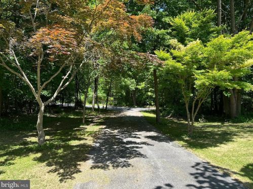 7958 Gnatstown Rd, Hanover, PA 17331-6823