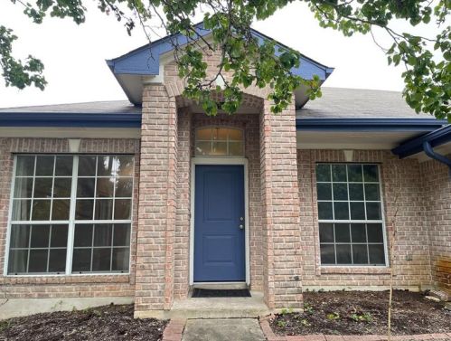 2203 Emmett Pkwy, Austin TX  78728-4549 exterior