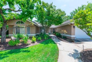 10690 Coronado Cir, Fresno, CA 93730-0737
