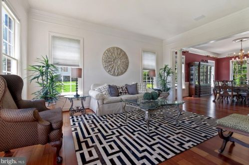 1500 Sandy Glenn Pl, Sandy Spring MD  20860-3007 exterior