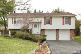 311 Congers Ave, Rockleigh, NJ 07647-1607