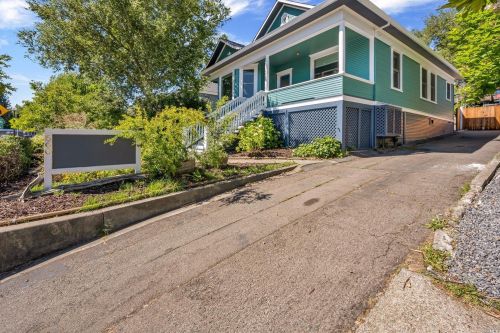 660 Main St, Sebastopol, CA 95472-3408