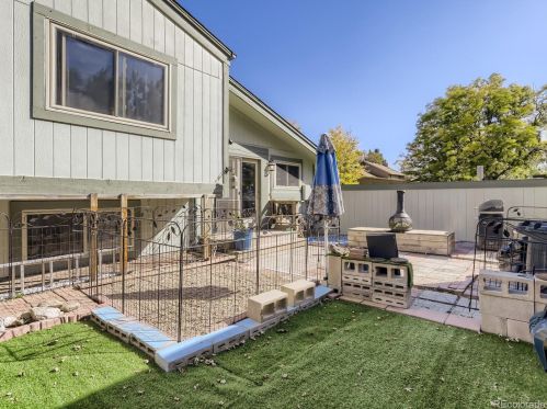 2272 Oakland Way, Denver CO 80014-1108 exterior