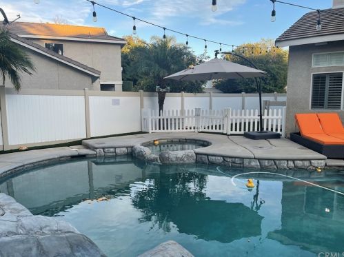 5525 Applecross Dr, Riverside CA  92507-6412 exterior