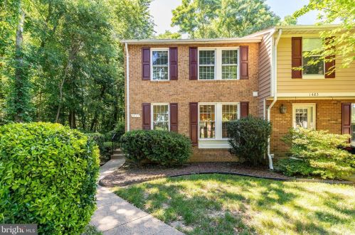 1481 Autumn Ridge Cir, Herndon, VA 20194-1545