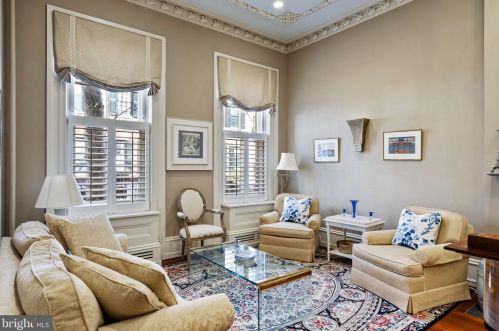 1812 Delancey Pl, Philadelphia PA  19103-6612 exterior