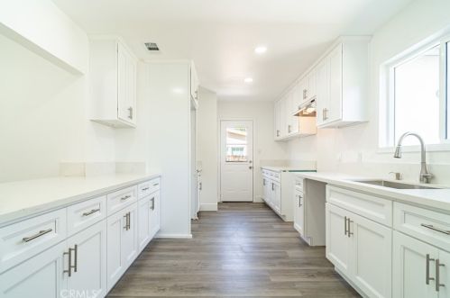 3692 Artesian St, Riverside CA  92503-4125 exterior