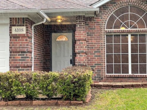 4108 Maryanne Pl, Fort Worth TX  76137-2644 exterior